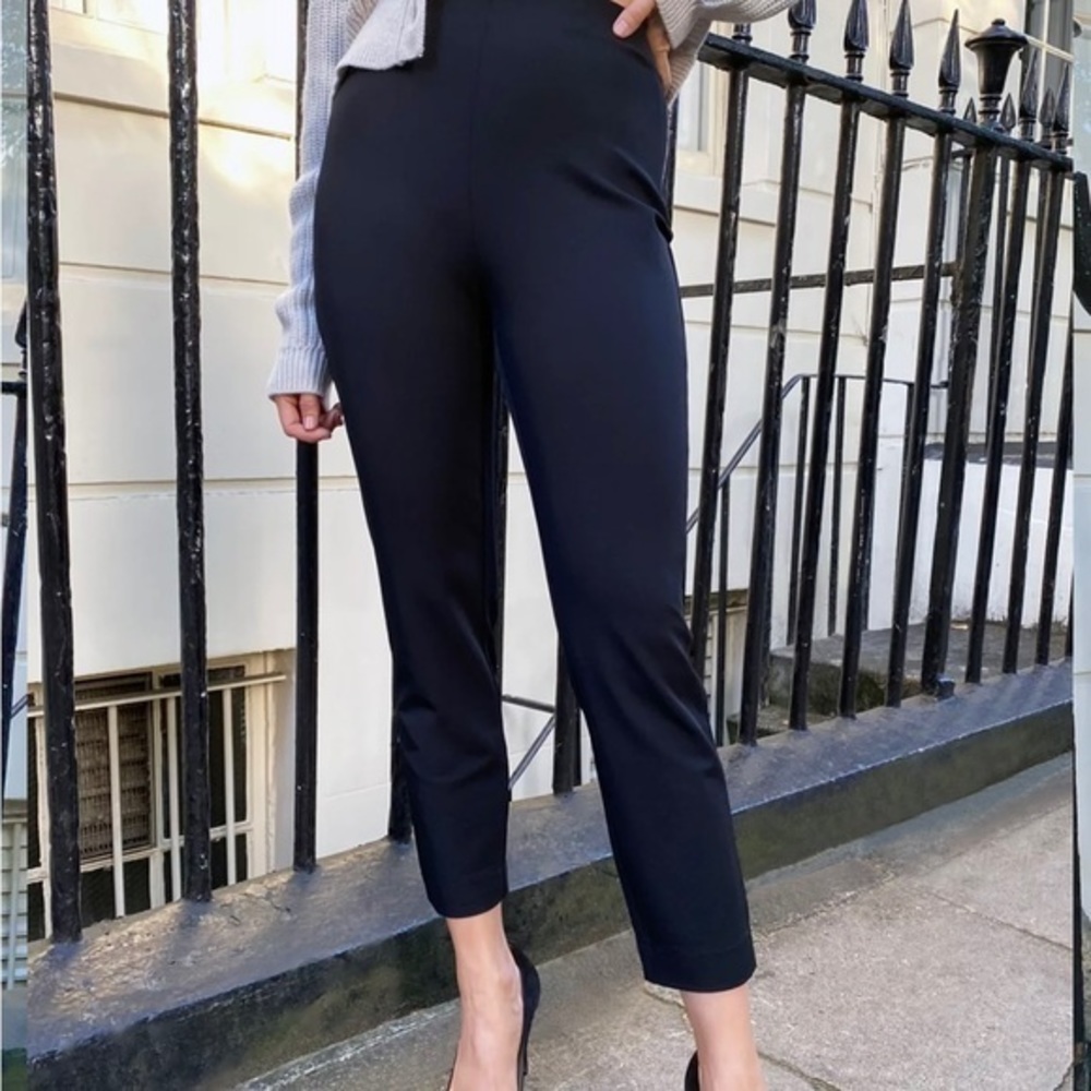 Aritzia Babaton Slim Navy Cropped Pants Size 6 - Picture 2 of 11